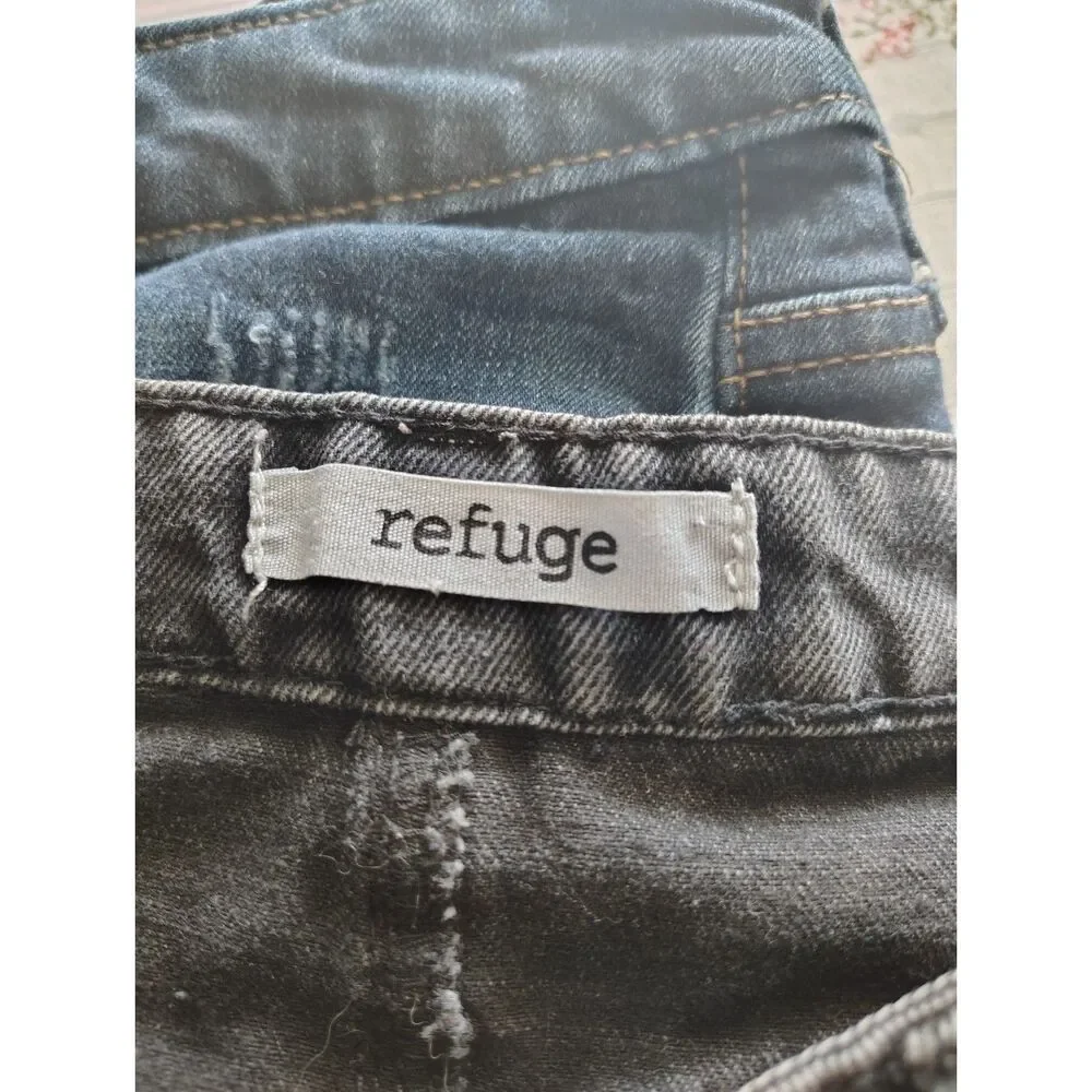 Refuge Black Distressed Denim Mini Skirt Zip Front Raw Hem Women’s Medium